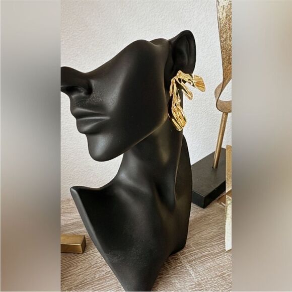 StatementāearringsāN602 - Picture 5 of 6